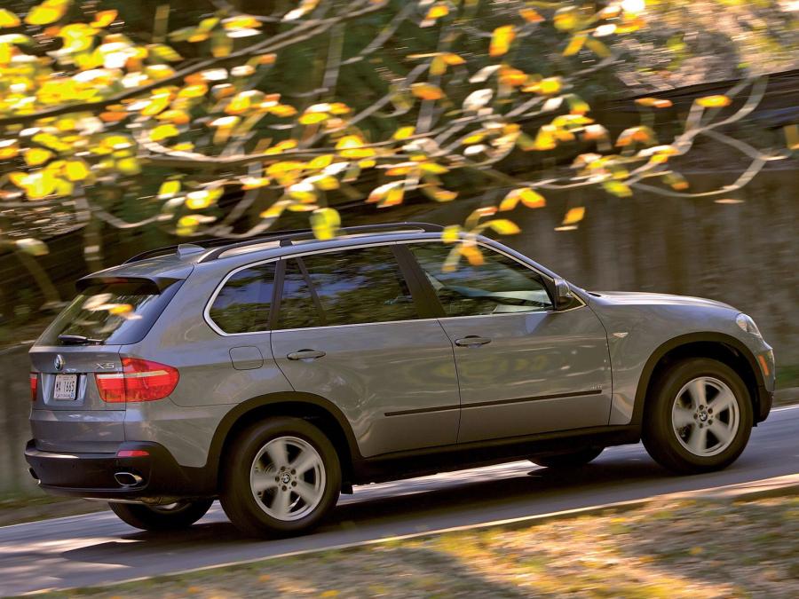  BMW X5 4.8i (E70) 2007 года  (NA) (фото 8 из 26)